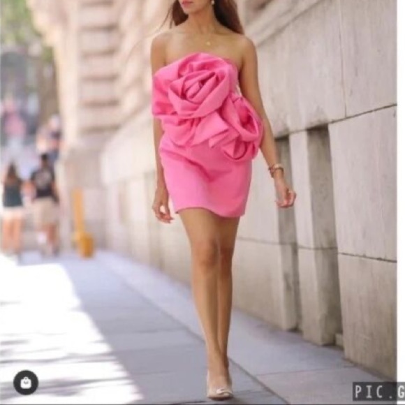 NEW Zara Voluminous Flower Strapless Lace Up Back Mini Dress 7699/308 - Picture 11 of 16